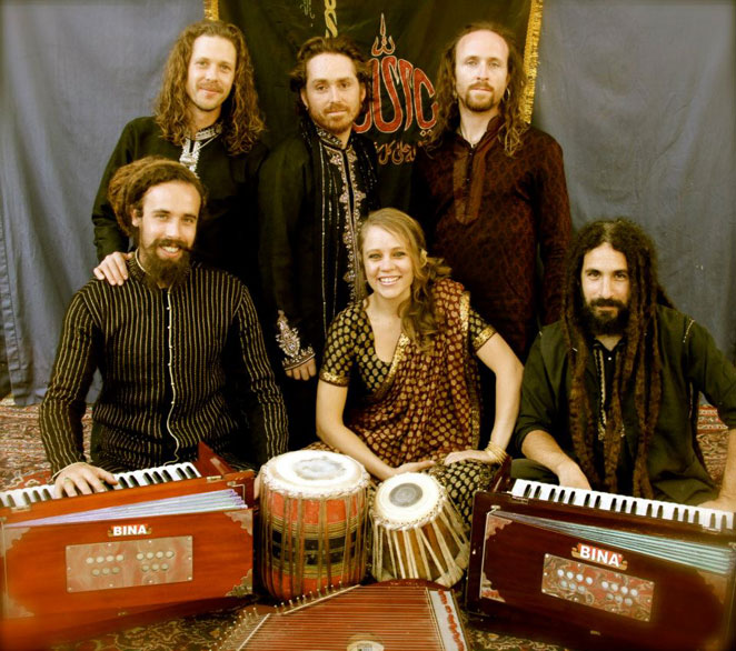  Fanna-Fi-Allah Qawwali Party